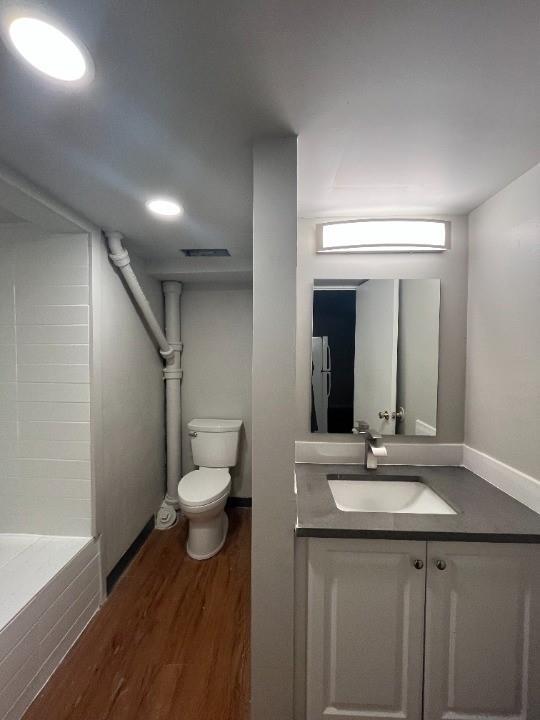 Building Photo - 3106 Duval St