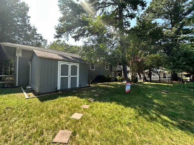 Building Photo - 16079 Molokai Dr