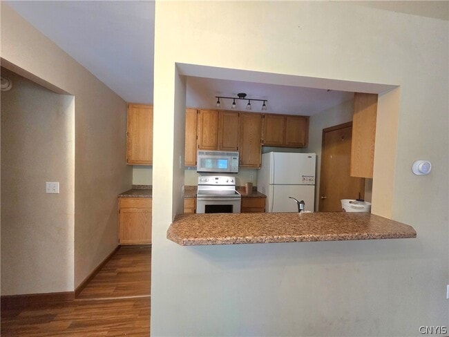 Building Photo - 1208 Greymoor Way