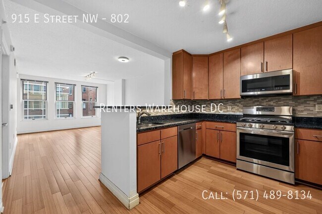 Building Photo - 915 E Street NW-802