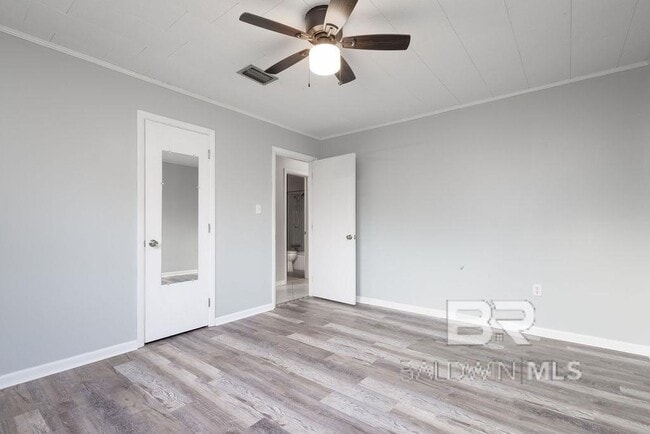 Building Photo - 409 W Canal Dr