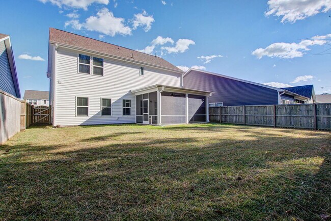 Building Photo - 1507 Dawn Mist Wy