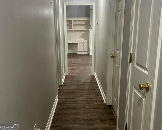 Building Photo - 160 Wisteria Blvd