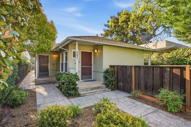 Building Photo - 541 Jackson Ave