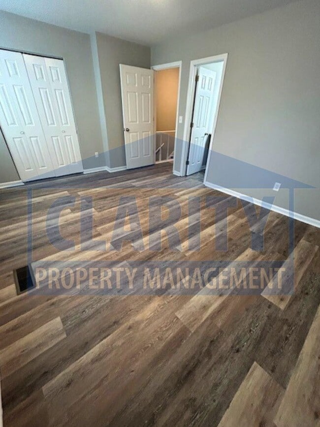 Building Photo - Two bedroom townhome in Hixson!