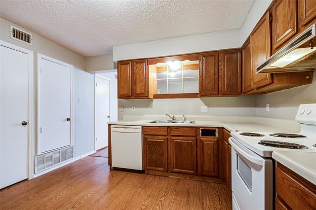 Building Photo - 3061 Olympia Dr