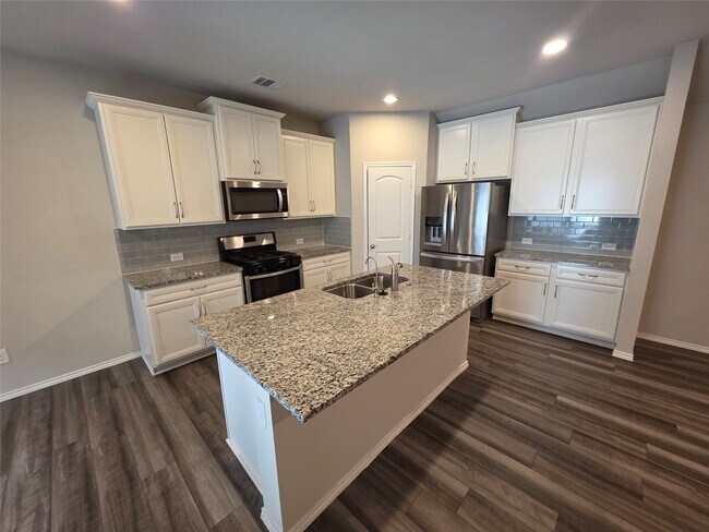 Building Photo - 9257 Inland Leather Ln