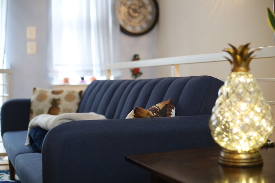 Building Photo - 1209 13th St NW