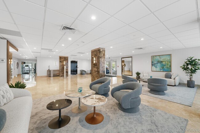 Building Photo - 3750 Galt Ocean Dr