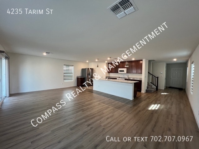 Building Photo - 4235 Tarim St