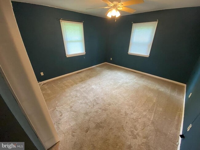 Building Photo - 802 Payton Dr