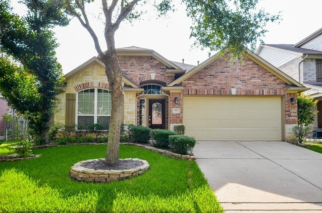 Building Photo - 6022 Preserve Ln