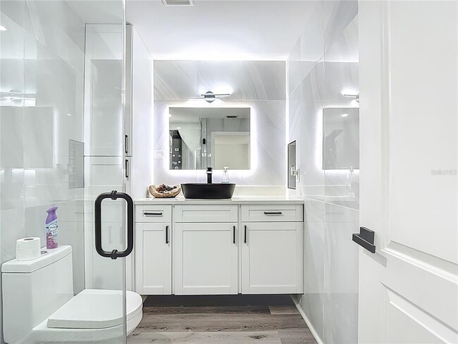 Building Photo - 620 N Barfield Dr