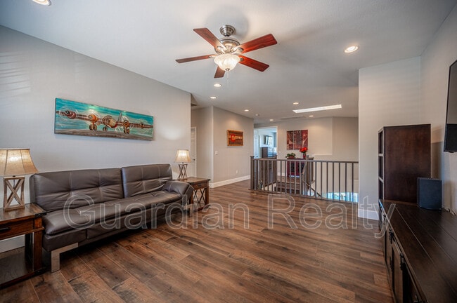 Building Photo - 11112 Pine Greens Ct