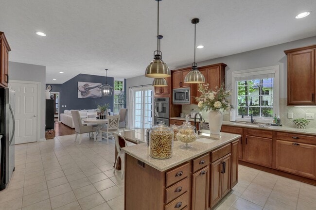 Building Photo - 7097 Pleasant Colony Cir