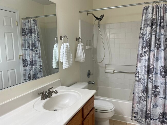 Building Photo - 1471 Meadowsedge Ln