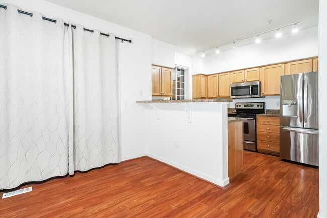 Building Photo - 23120 SE Black Nugget Rd