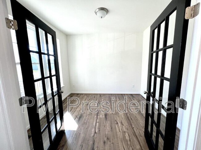 Building Photo - 15606 Wolfboro Rd