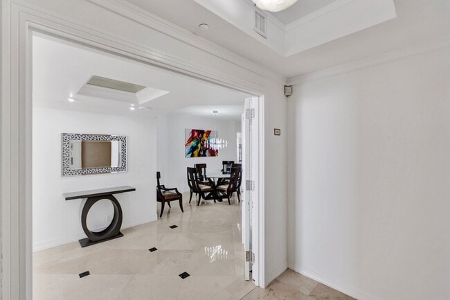 Building Photo - 3100 N Ocean Blvd