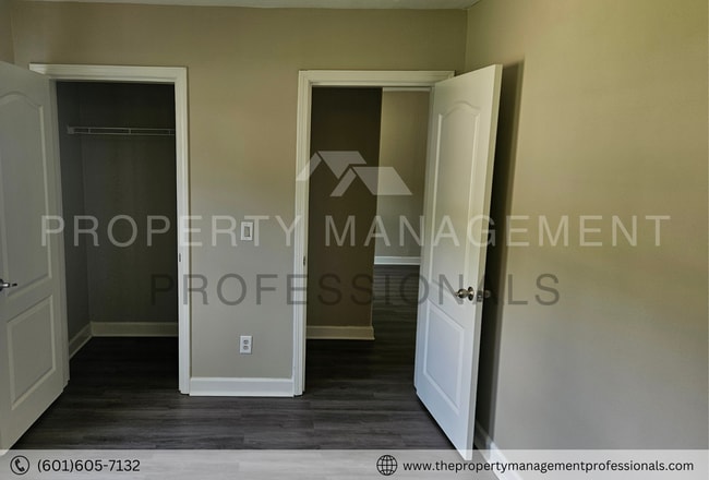 Building Photo - Cute and convenient on Cedarbrook