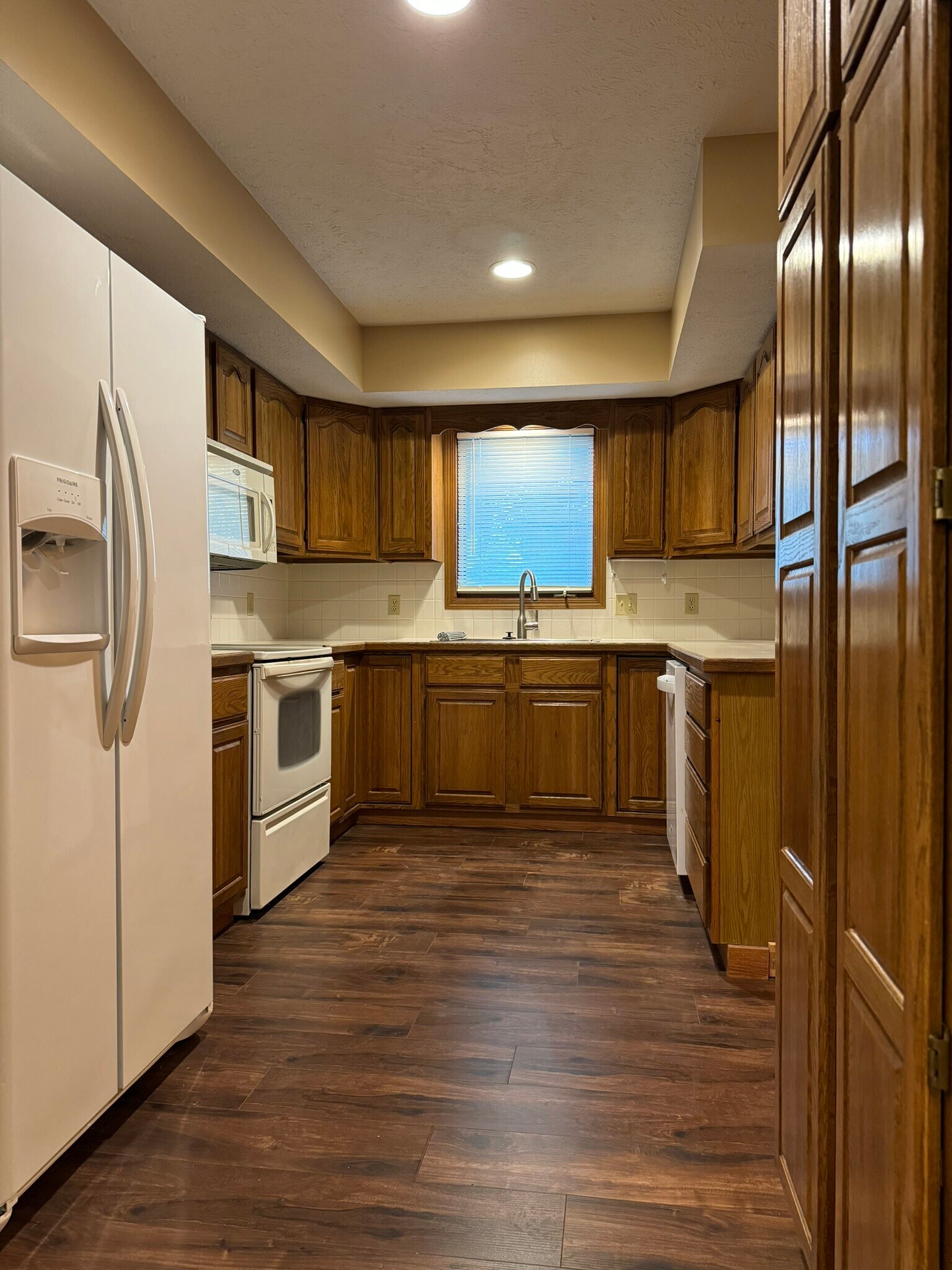 Building Photo - 3133 Wildbriar Ln