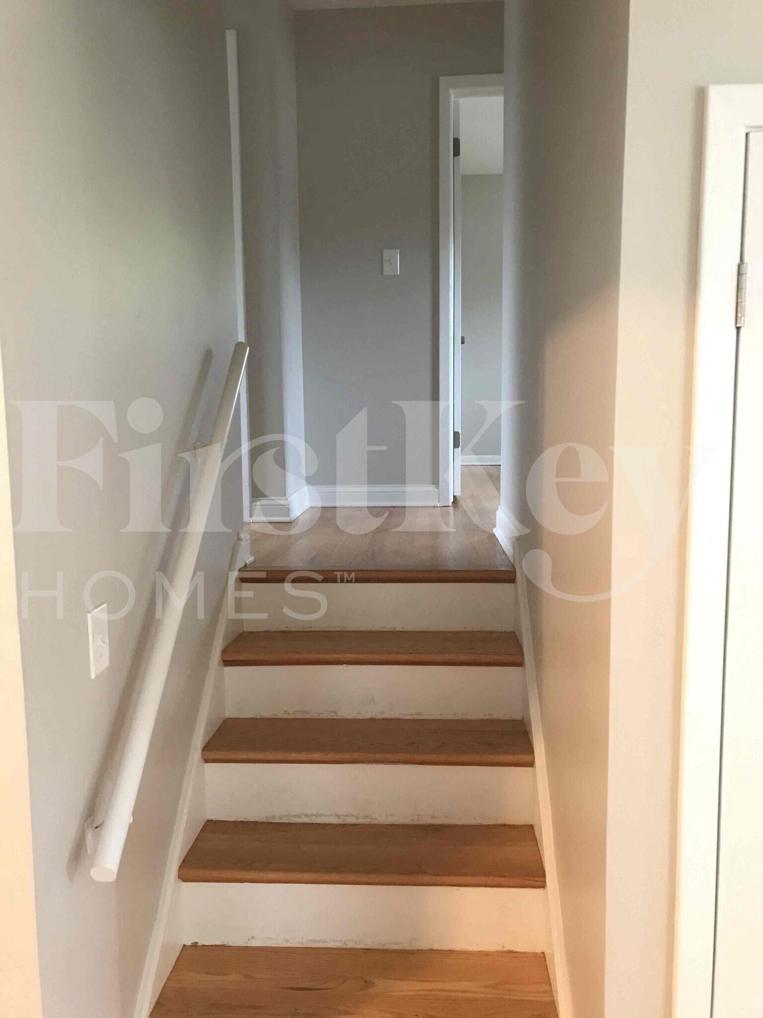 Building Photo - ON132 Cottonwood Dr