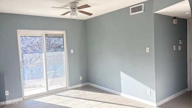 Building Photo - 7740 Luz De Camino Way