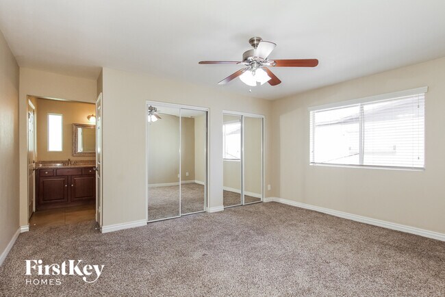 Building Photo - 3636 W Ironwood Dr