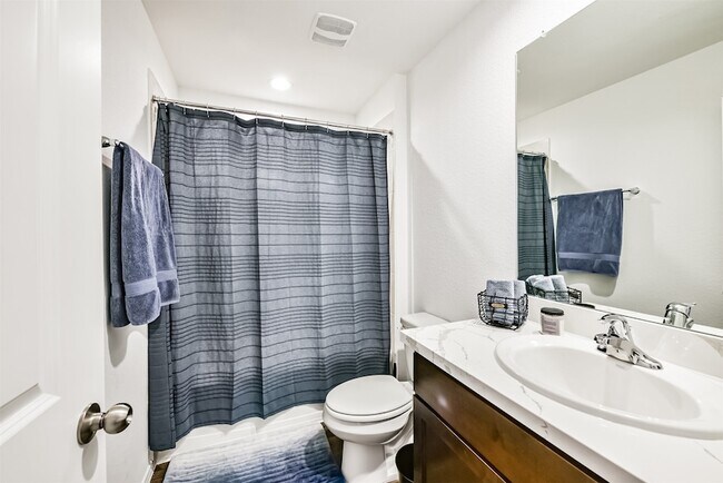 Building Photo - 21223 Riverdew Dr