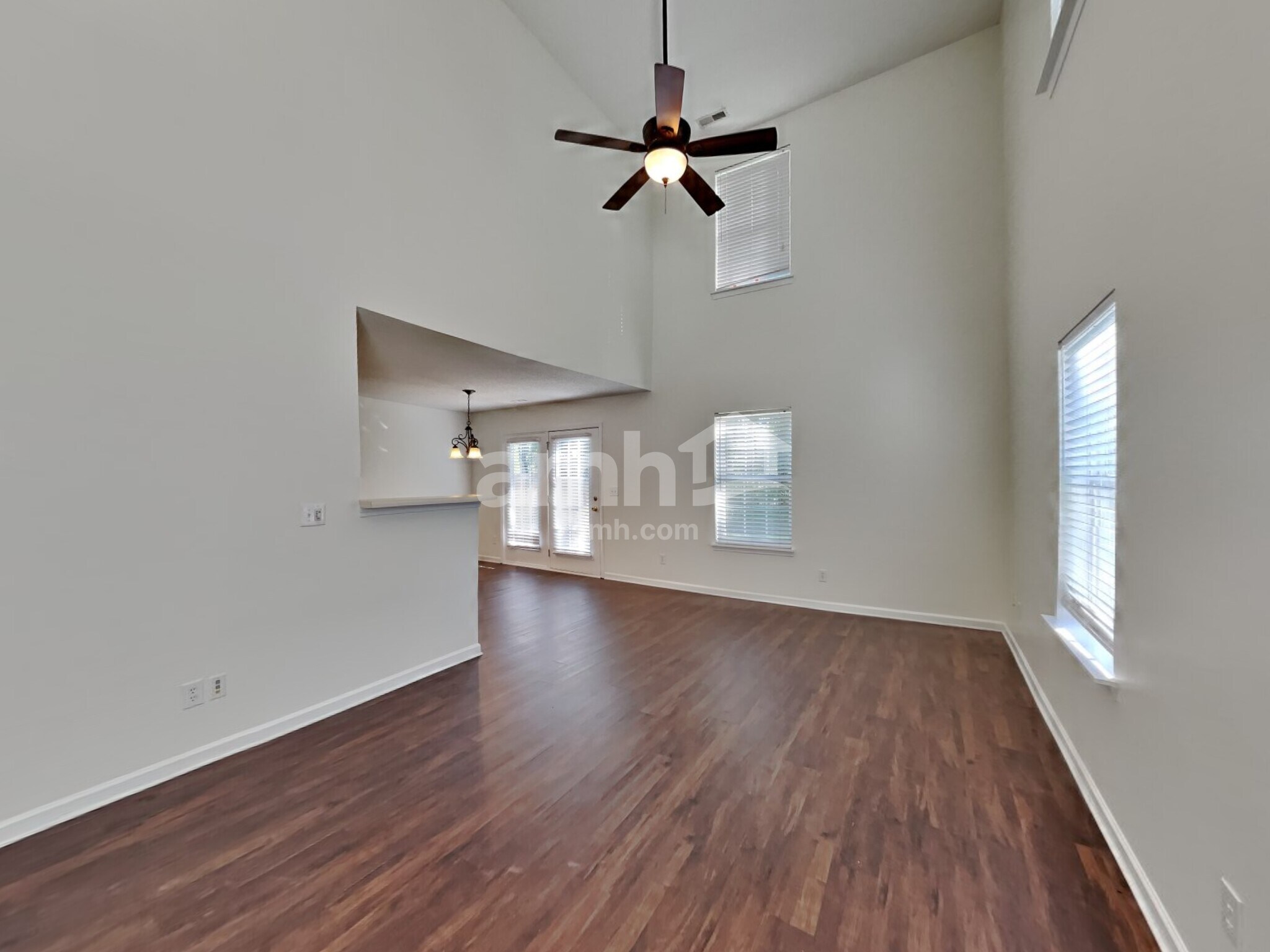 Building Photo - 3056 Teton Dr