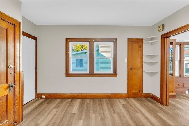 Building Photo - 4318 W 50th St