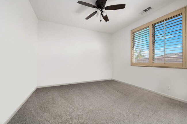 Building Photo - 73771 Picasso Dr