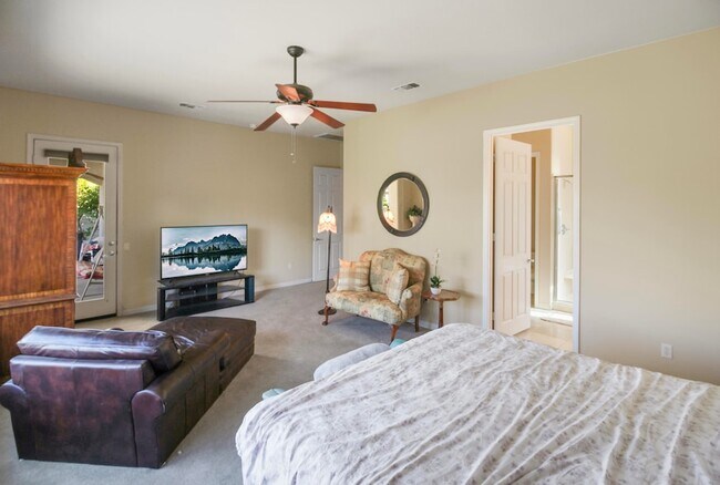 Building Photo - 40433 Corte San Carlos