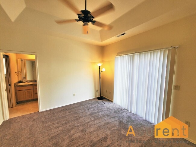 Building Photo - Great Home in Wonderful Neighborhood Avail...