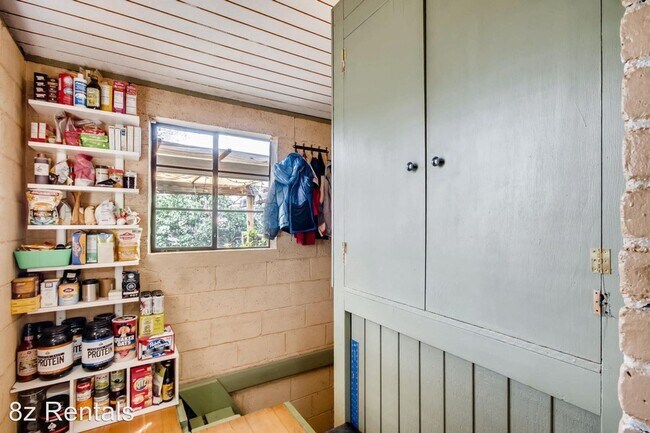 Building Photo - 1 br, 1 bath House - 125 E Exposition Ave
