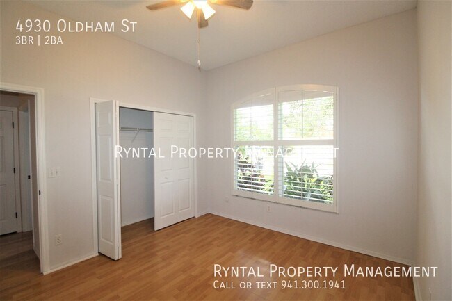 Building Photo - 4930 Oldham St