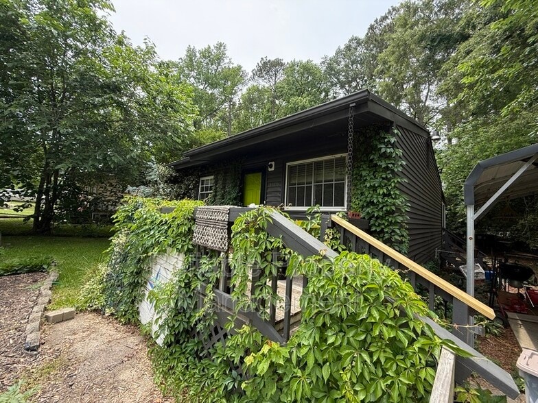 Primary Photo - 1408 Kelly Rd
