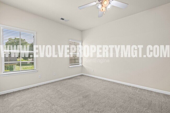 Building Photo - 3586 Brister St