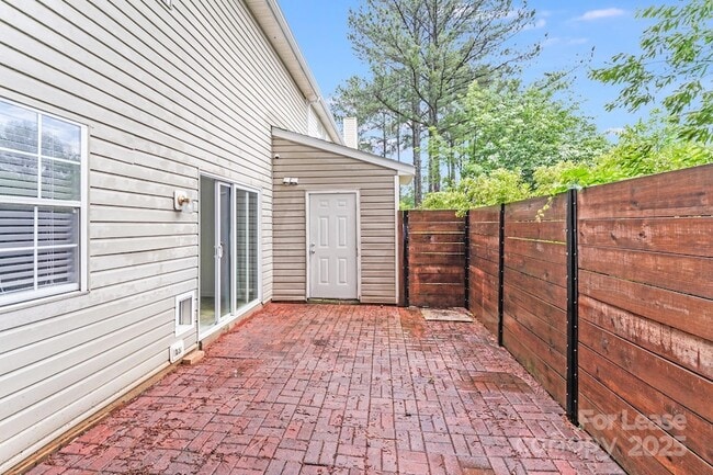 Building Photo - 5670 Prescott Ct