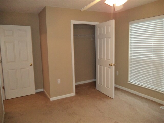 Building Photo - 5411 Evergreen Farms Ln