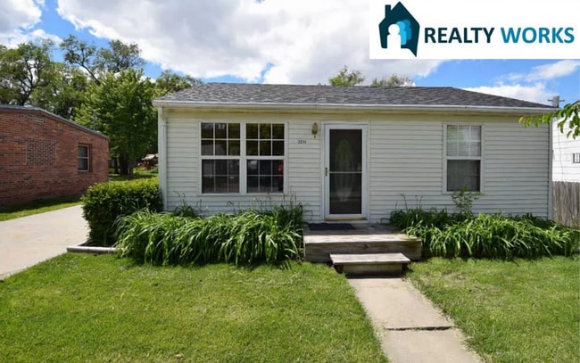 Primary Photo - Cute 2 bed Home!
