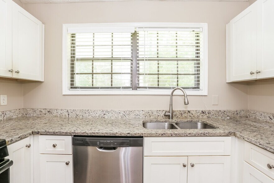 Building Photo - 900 Turtle Bend Ln