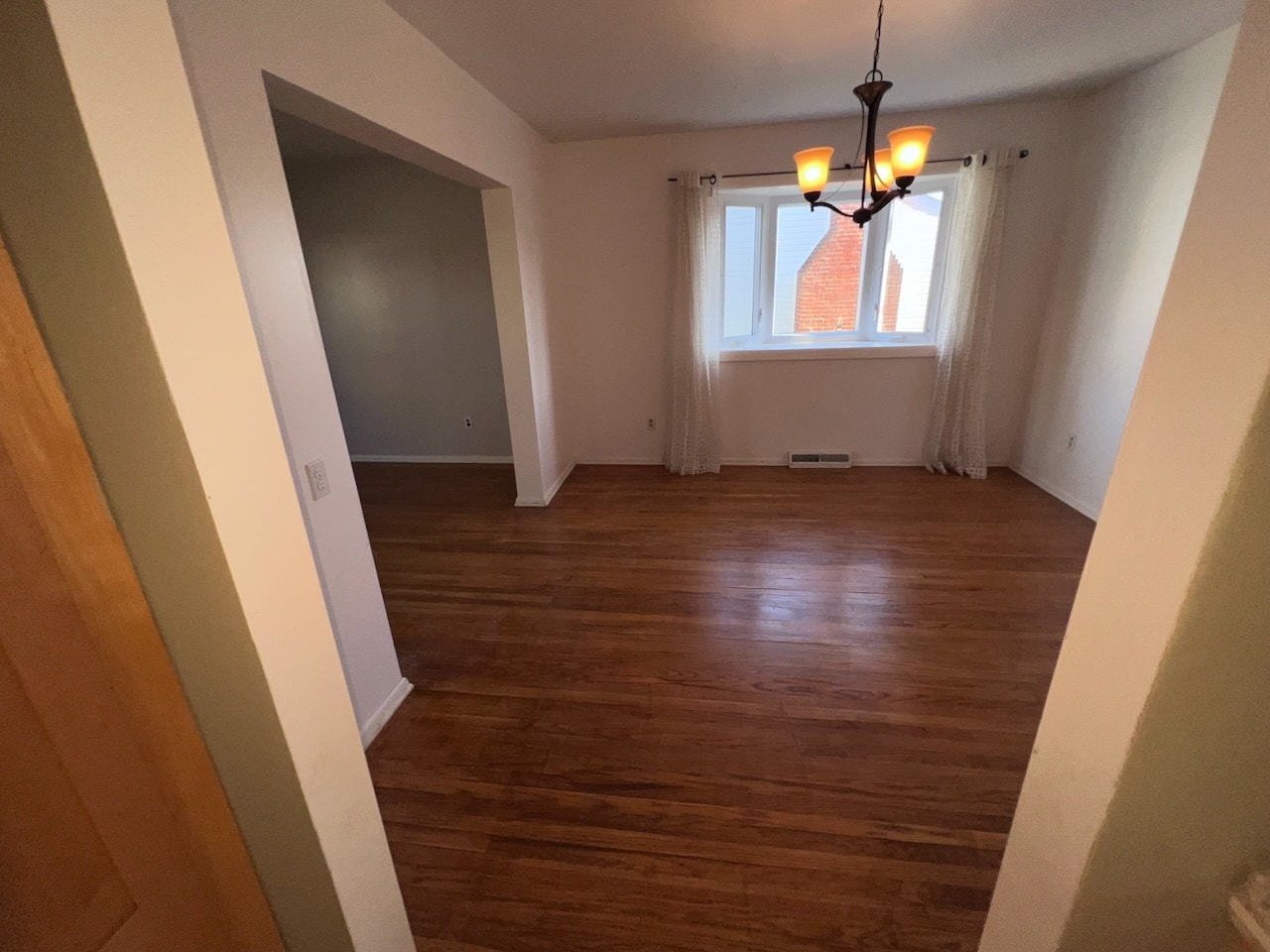 Building Photo - 918 Rockwell Rd