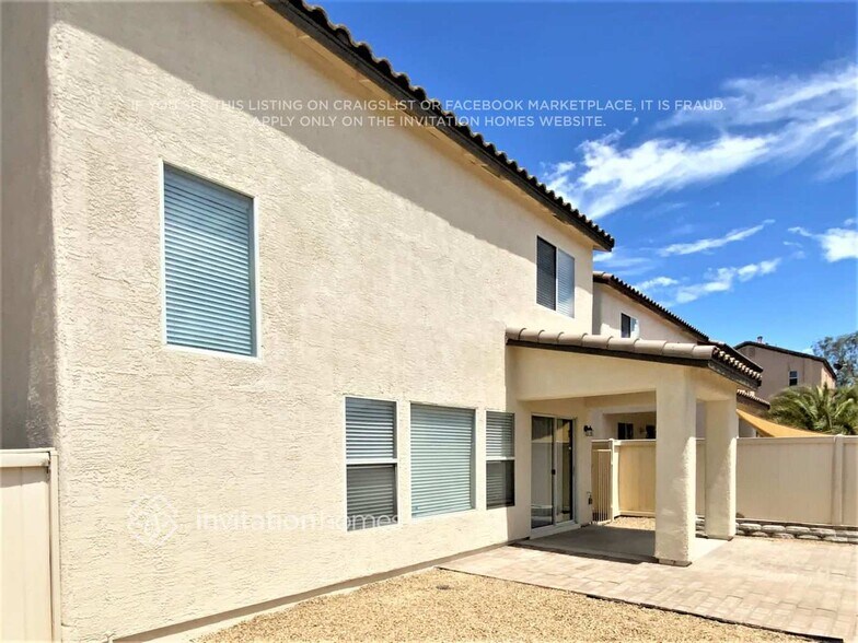 Building Photo - 863 Blue Rosalie Pl