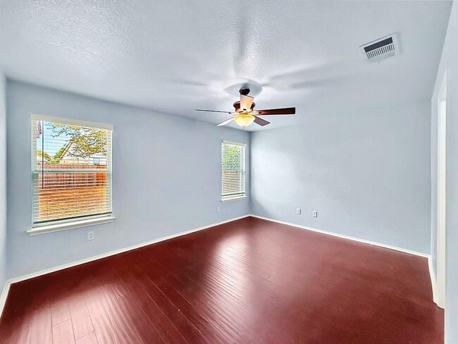 Building Photo - 2413 Socorro Bend