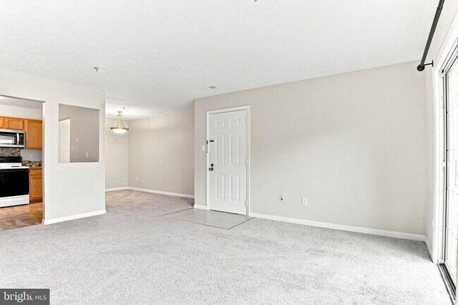 Building Photo - 127 Brookland Terrace