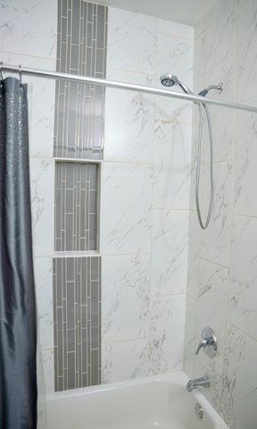 Building Photo - 1005 Birch St SW