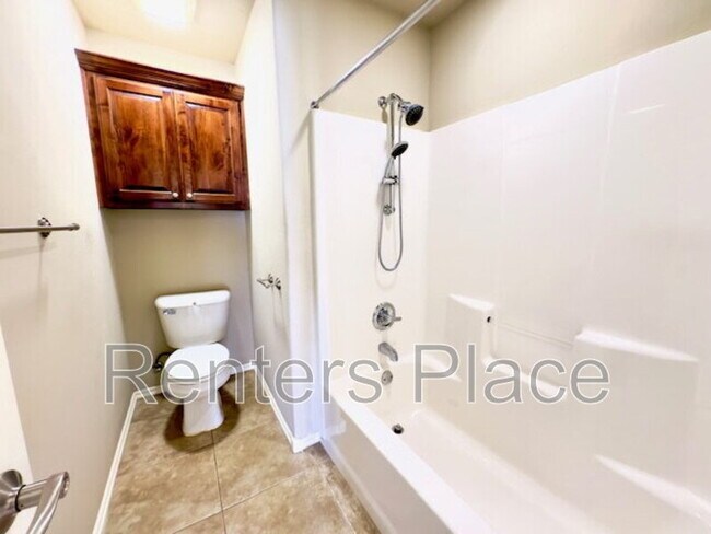 Building Photo - 12515 S Cedar Pl