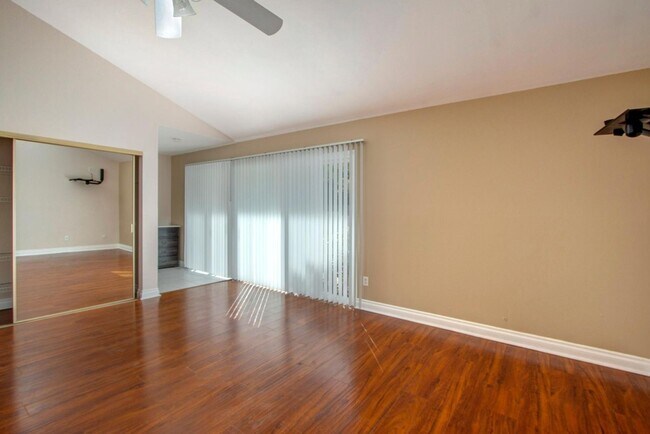 Building Photo - Beautiful 4B/2BA Home in Rancho Bernardo for Lease!