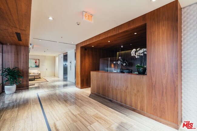 Building Photo - 310 Washington Blvd